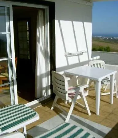 Sleeps 2 Pool Wifi Appartamento