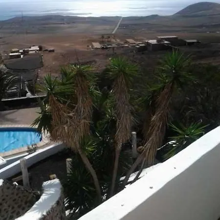 Apartamento Sleeps 2 Pool Wifi Uga